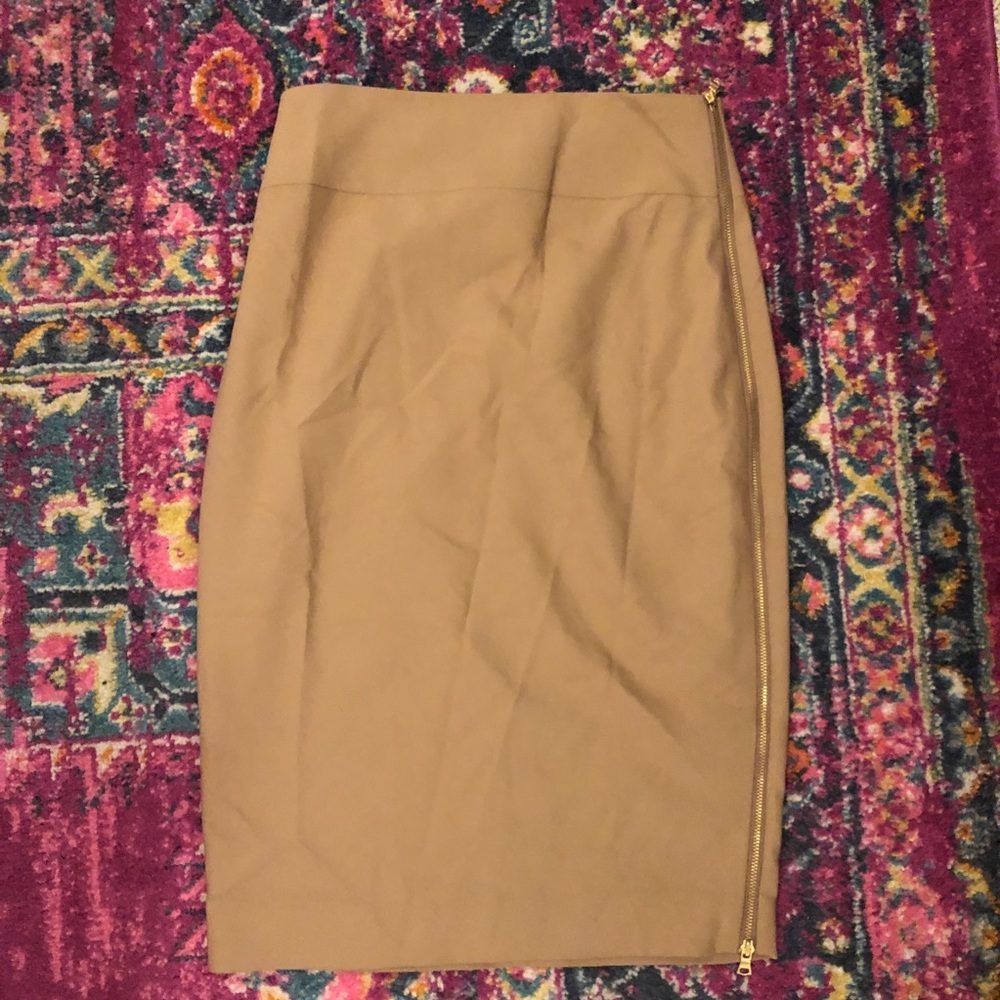 Camel express skirt NWT